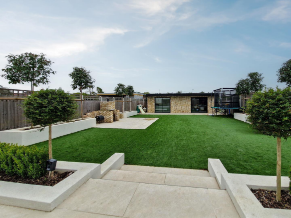superb rear garden