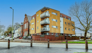 1, Heath Park House, Cotterells, Hemel Hempstead HP1 1HZ