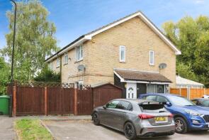 4, The Hawthorns, Colnbrook, Slough SL3 0QW