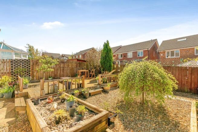 4 bed Detached for sale Image 12