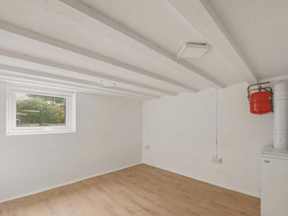 3 bed Cottage for sale Image 11