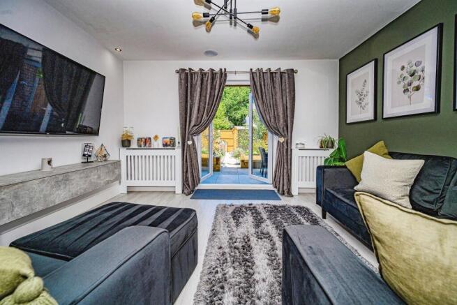 Savoy Close, HEMEL HEMPSTEAD photo 4