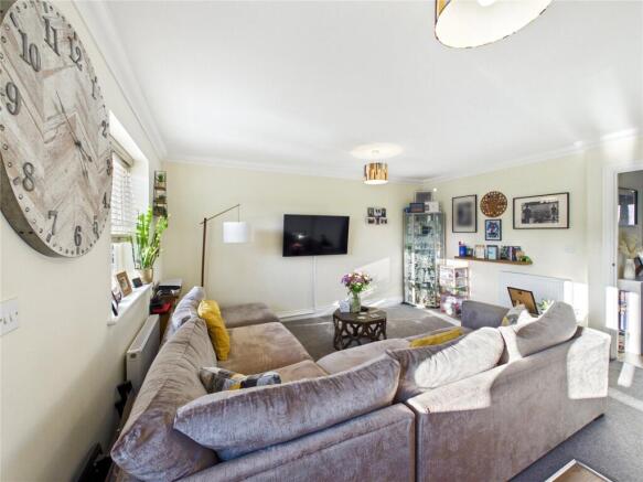 Forrester Road, Mistley, Manningtree, Essex, CO11 photo 4