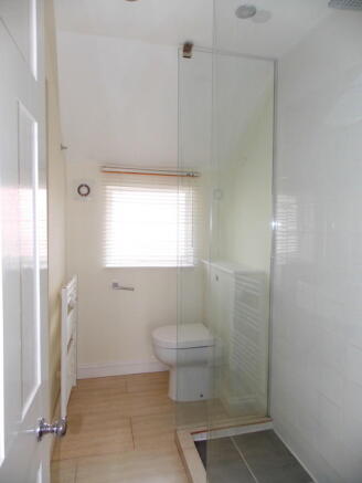 Annexe Shower Roo...