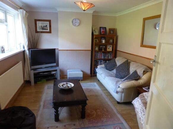 SITTING ROOM