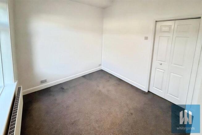 2 bed Terraced to rent Image 4