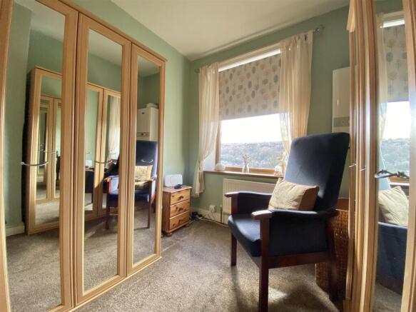 2 bed Terraced for sale Image 8
