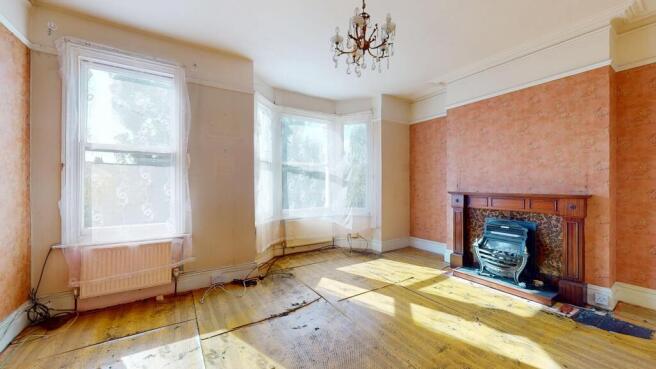 Flat B, 21 Meteor Street, Battersea, London, SW11 5NZ
