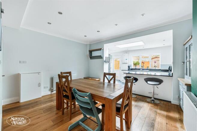 117 Balfour Road-5.jpg