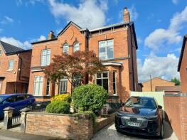 91, Cromwell Road, Manchester M32 8QJ