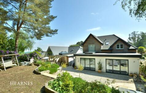 Brackenhill Road, Colehill, BH21 2LT