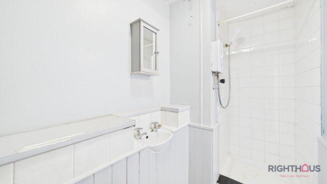 1 bed Flat to rent Image 4