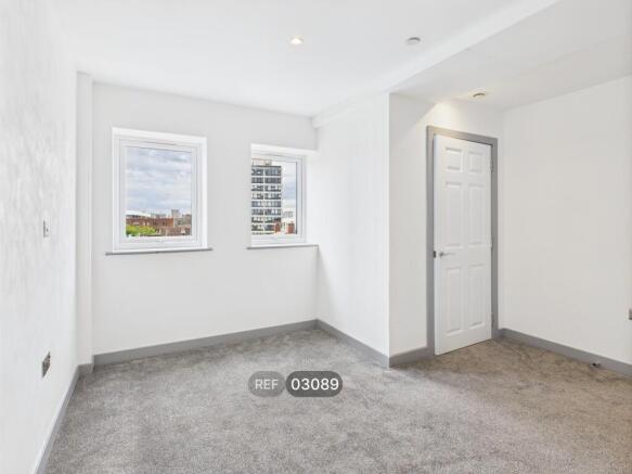 1 bed Apartment to rent Image 12