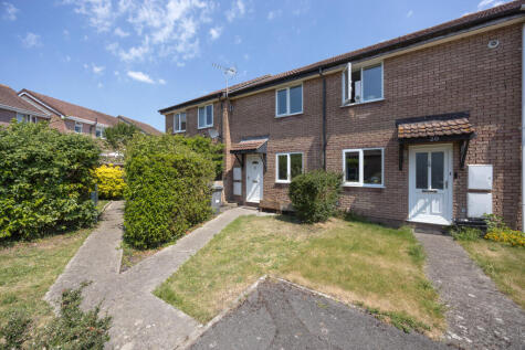Speedwell Close, Trowbridge **NO CHAIN**