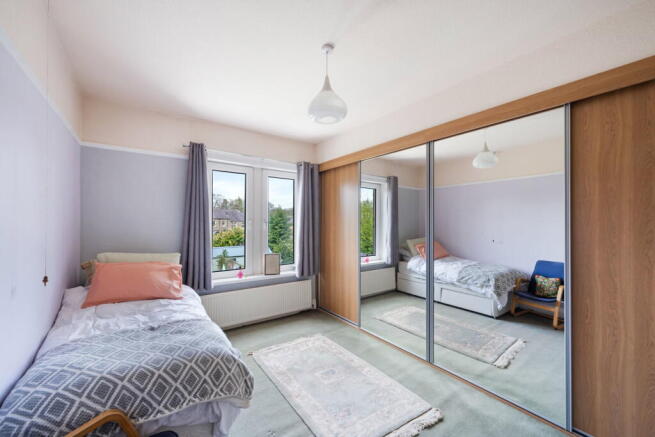 3 bed Semi-Detached for sale Image 9