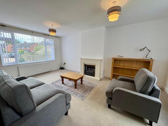 Bollin Avenue, Bowdon photo 5