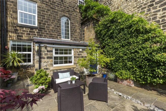 Al Fresco Dining