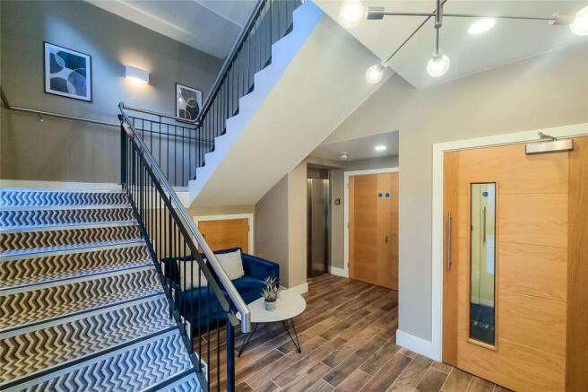 2 bed Apartment for sale Image 5