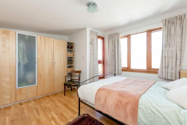 Double Bedroom 1 alt