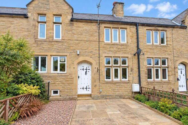 2-bed house on St. Stephens Street, Halifax, £135,000