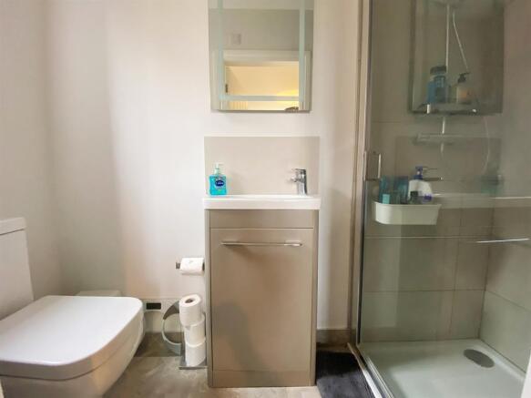 Ensuite Shower Room