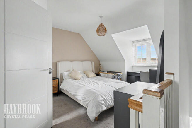 3 bed Terraced for sale Image 8