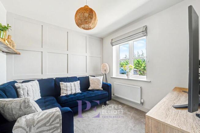 Ryelands Crescent, Stoke Golding, CV13 photo 4