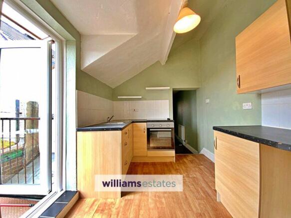 flat - kitchen