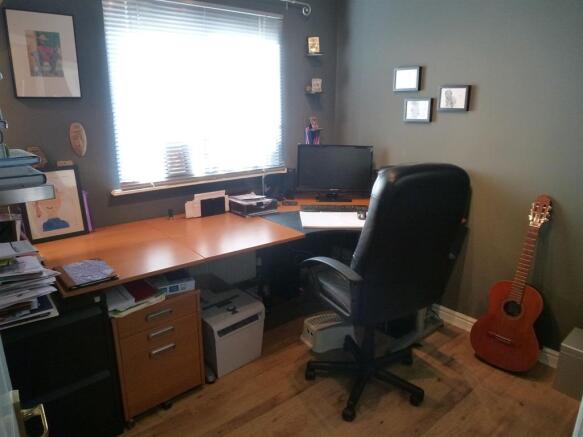Photo 10