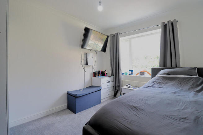 3 bed Semi-Detached for sale Image 11