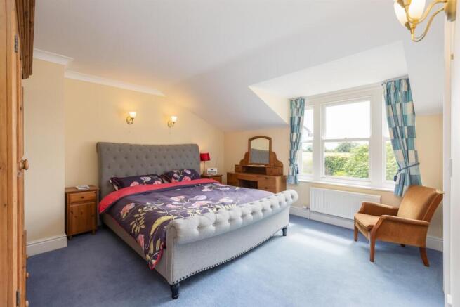 Bedroom 2 Suite