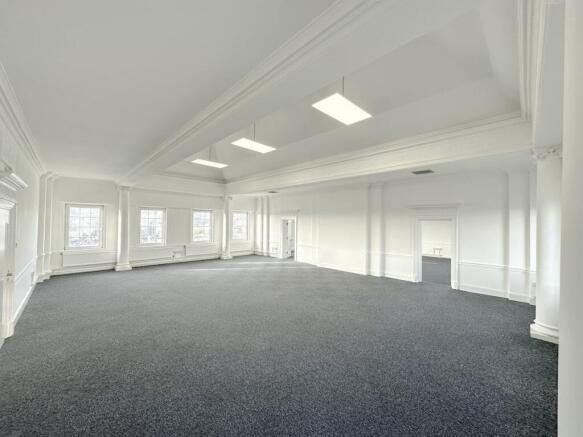 Photo 10-12-2025 11 34 30 (1) copie.jpg