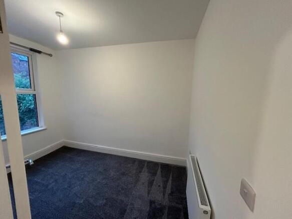 3 bed Terraced to rent Image 12