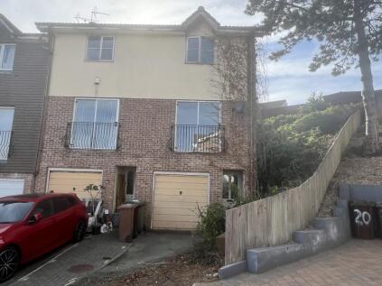 17 Bramble Close, Plymouth, Devon PL3 6TR