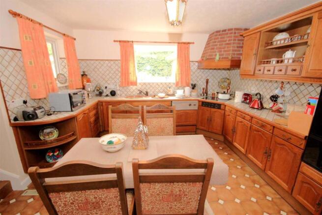 DINING KITCHEN