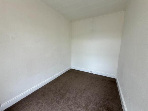 2 bed Terraced for sale Image 8