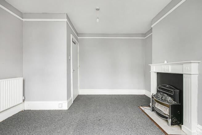 Lyndhurst Road, Thornton Heath photo 4