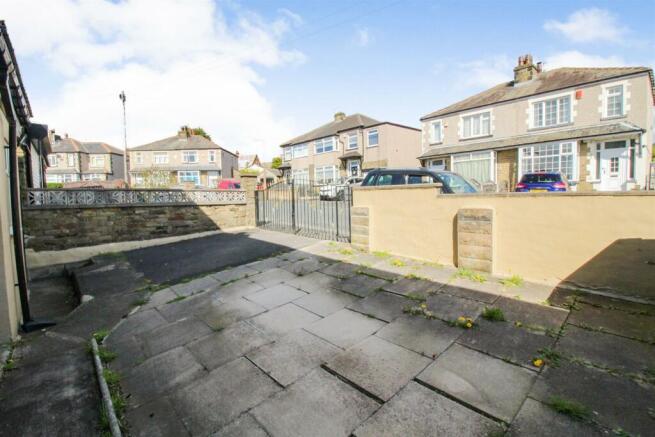 Front Garden & Parking