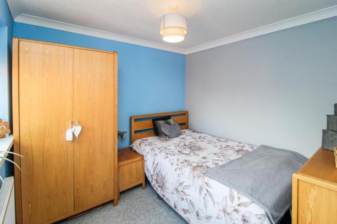 3 bed Semi-Detached for sale Image 12