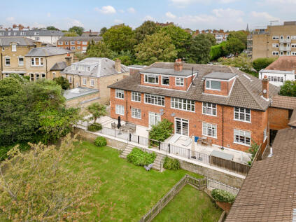 Draxmont Court, Draxmont, Wimbledon, SW19