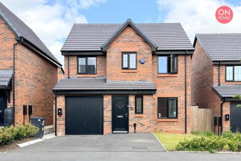 Bridleway Close, Bury, BL8