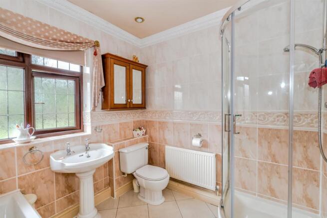 Sanstone Road, Walsall, WS33SF-12.jpg