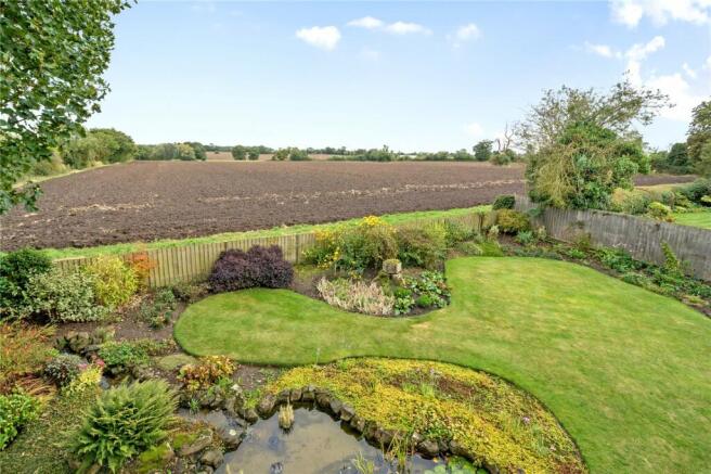Garden & View Rear