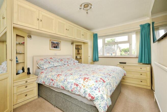 3 bed Semi-Detached for sale Image 7