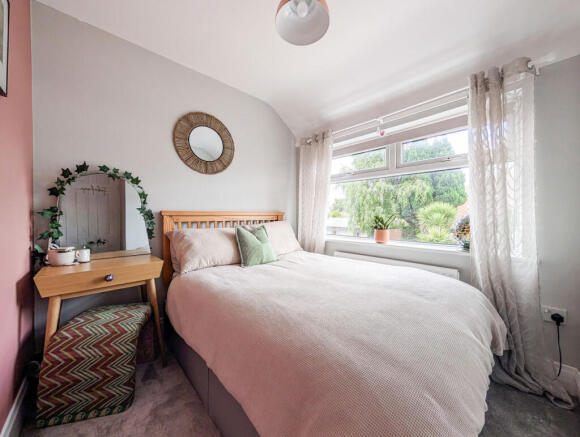 3 bed Semi-Detached for sale Image 12