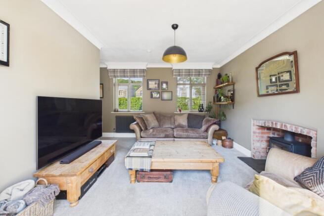 4 bed Detached for sale Image 12