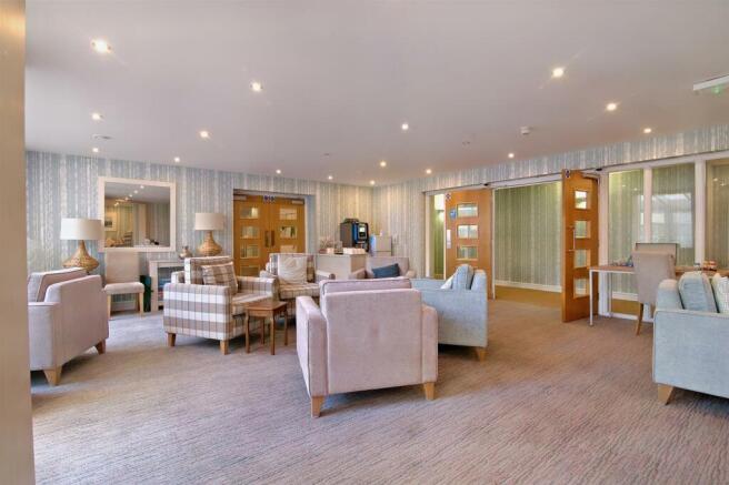 Homeowners Lounge1.jpg