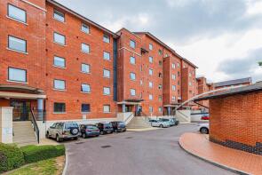 72, Henke Court, Butetown, Cardiff CF10 4EB