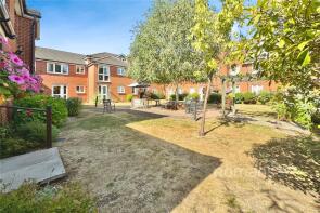 5, Warner Court, Yorktown Road, College Town, Sandhurst GU47 0PH