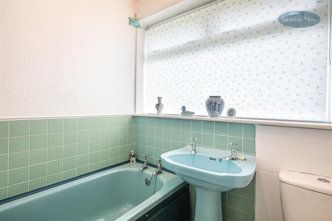 2 bed Bungalow for sale Image 11